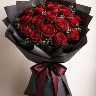 Luxury Red Rose Bouquet